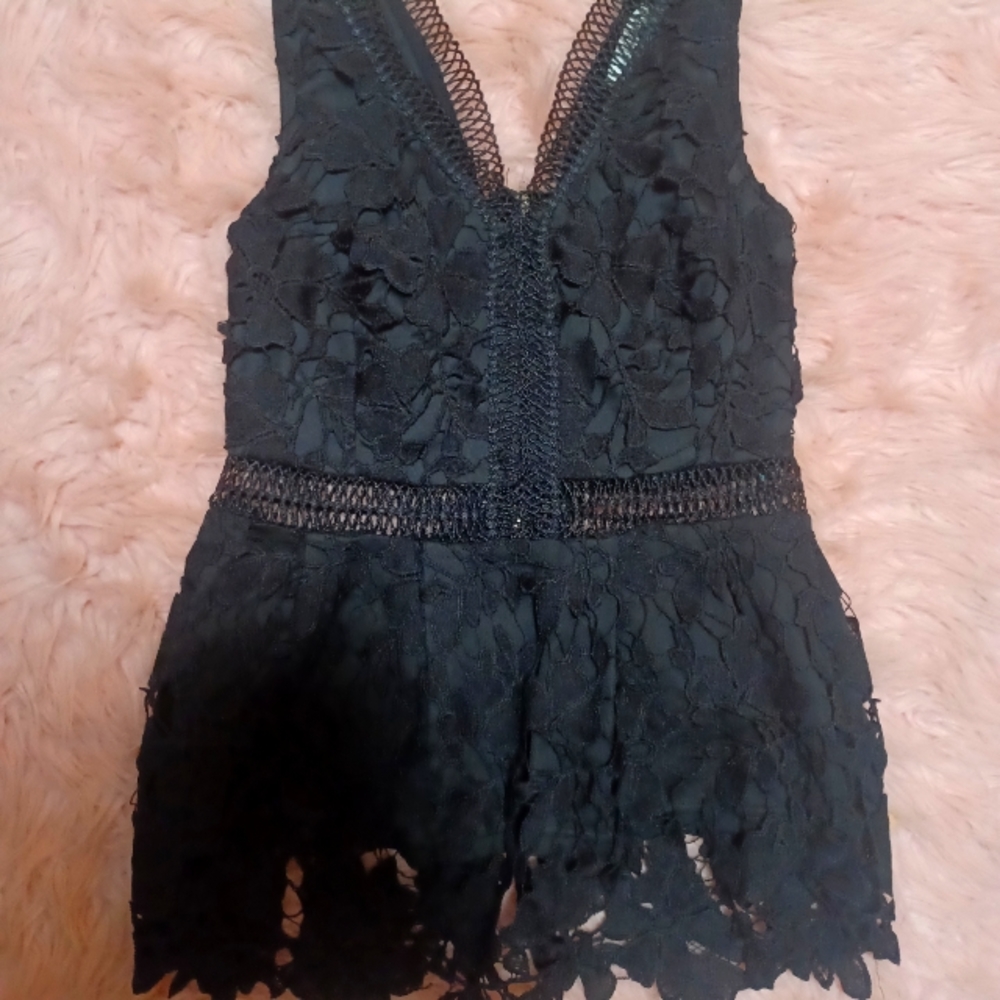 Black Lace sleeveless blouse